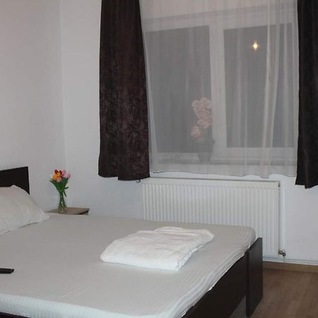 Apartamento Apartament Dania & Petru Tîrgu Ocna Exterior foto